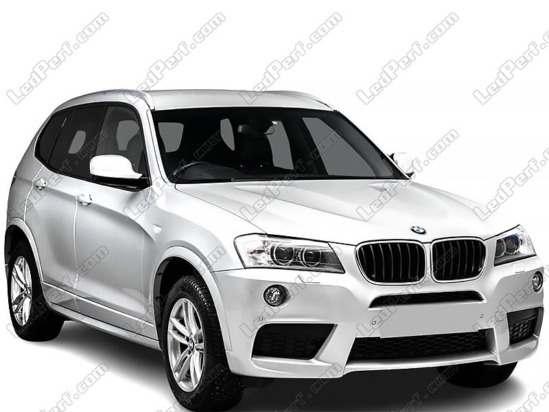 GRODNO, WEISSRUSSLAND - JUNI 2020: BMW X3 II F25 xDrive Schwarzes Auto  rechts hinten Klarglas LED Rücklicht Blinker Rückfahrscheinwerfer und  Notbeleuchtung Stockfotografie - Alamy